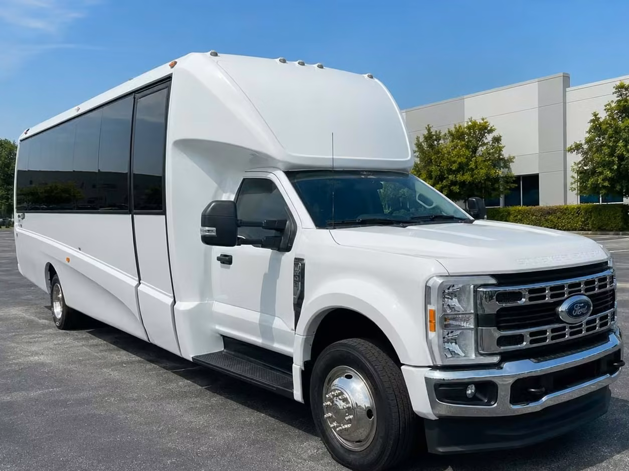 daphne 25 passenger minibus rental
