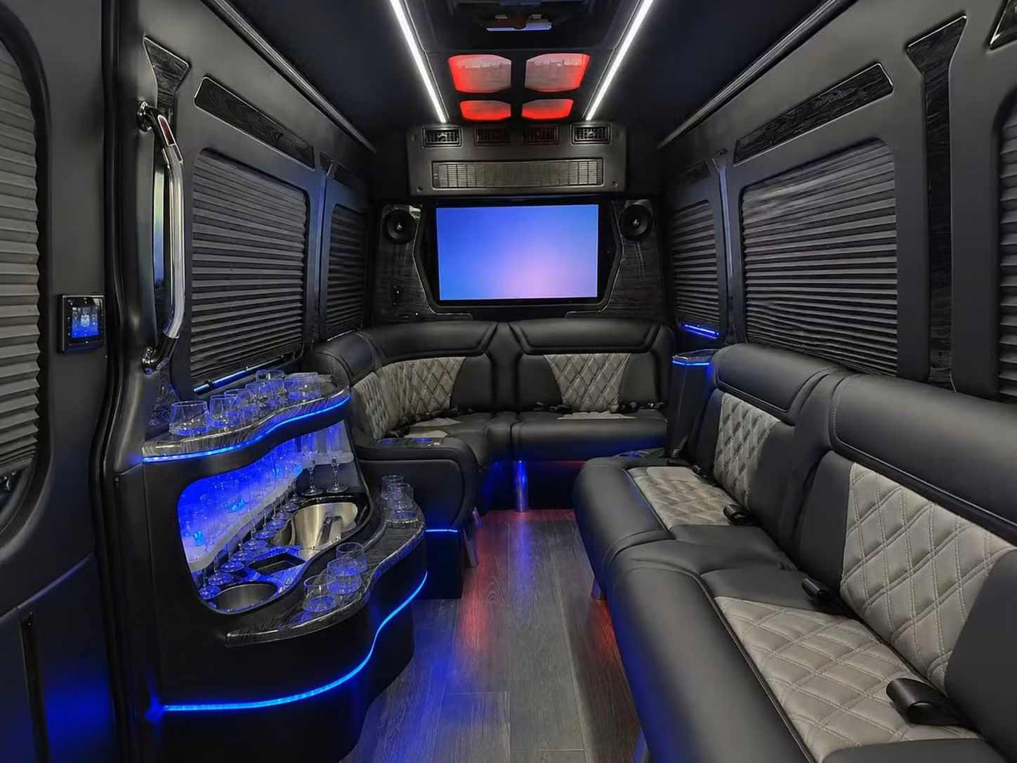 daphne charter bus rentals for family reunions parties and more in daphne