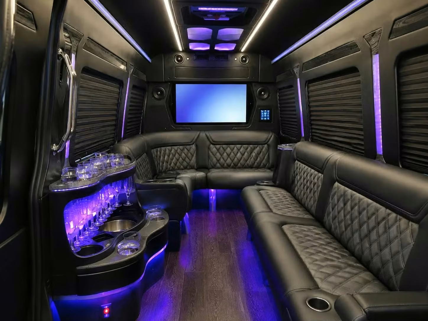 daphne party bus smart tvs