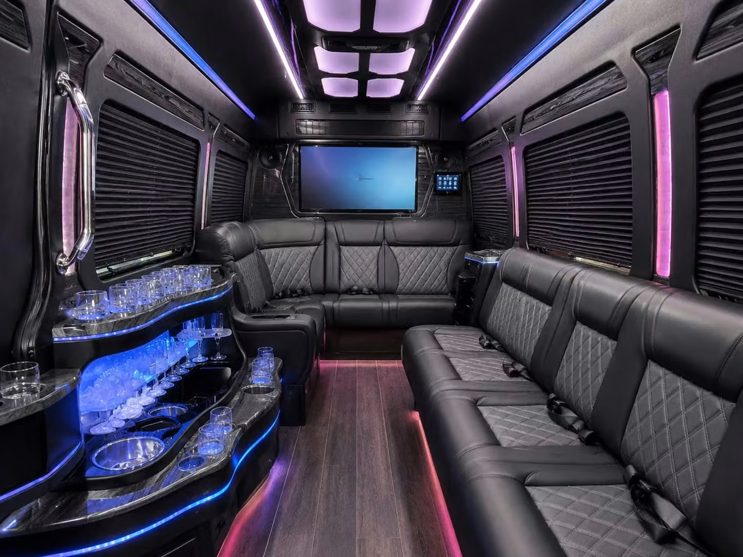 daphne private daphne buses for pre game bars and post game victory dinners